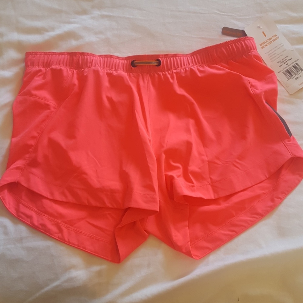 Lucy revolution 3" running shorts